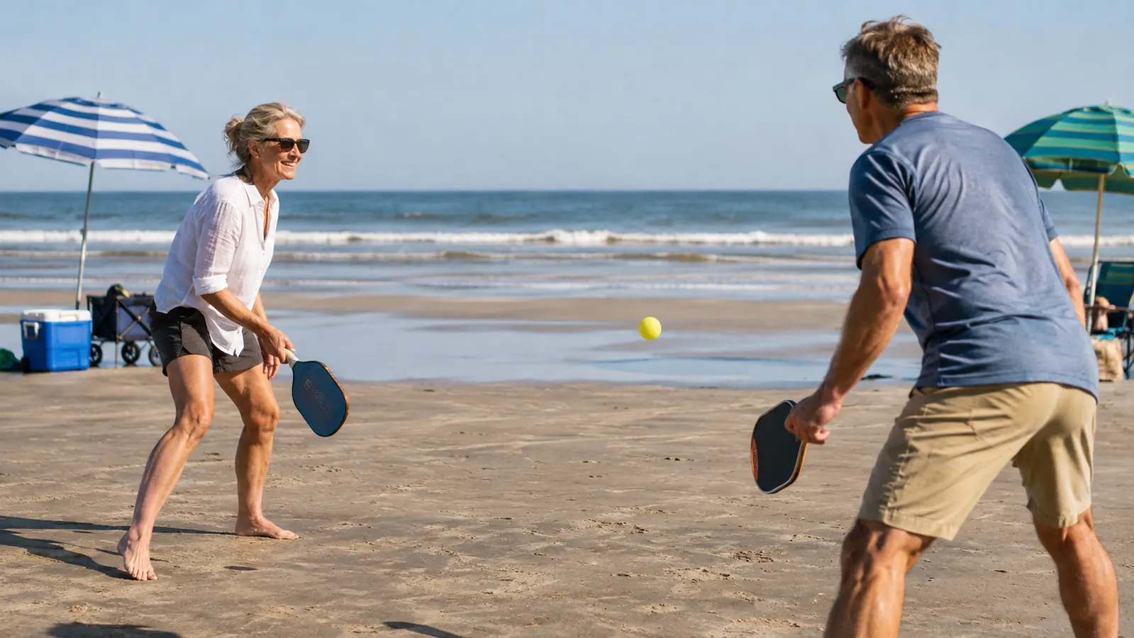 Pro Kadima Paddleball vs Frescobol: Which Paddle Set Wins on Sand